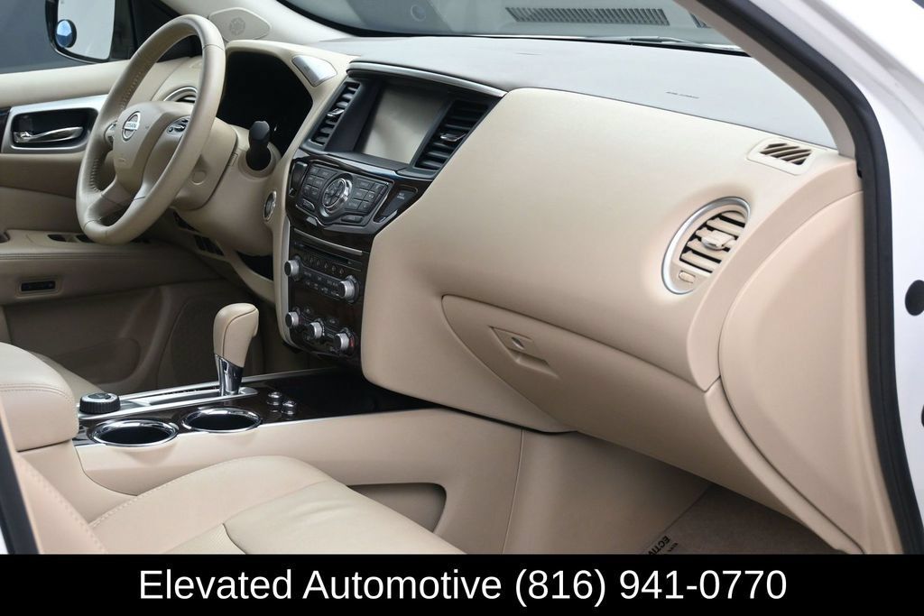 Used 2014 Nissan Pathfinder Platinum w/ Platinum Premium Package AWD/4WD image 6