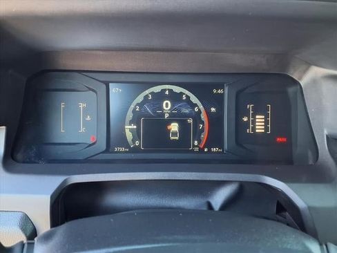 Used 2025 Toyota Tacoma SR image 13