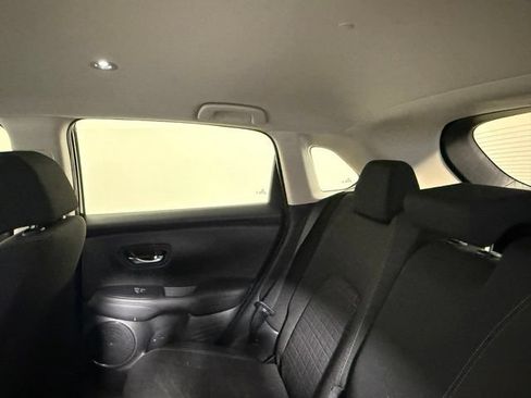 Used 2025 Honda HR-V LX image 34