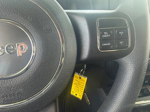 Used 2017 Jeep Compass Sport w/ Power Value Group AWD/4WD image 14