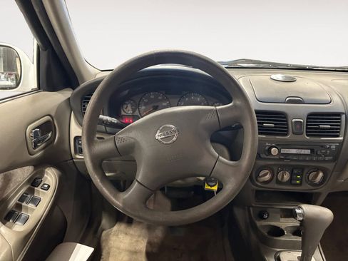 Used 2003 Nissan Sentra XE image 13