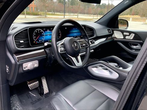 Used 2022 Mercedes-Benz GLS 450 4MATIC image 17