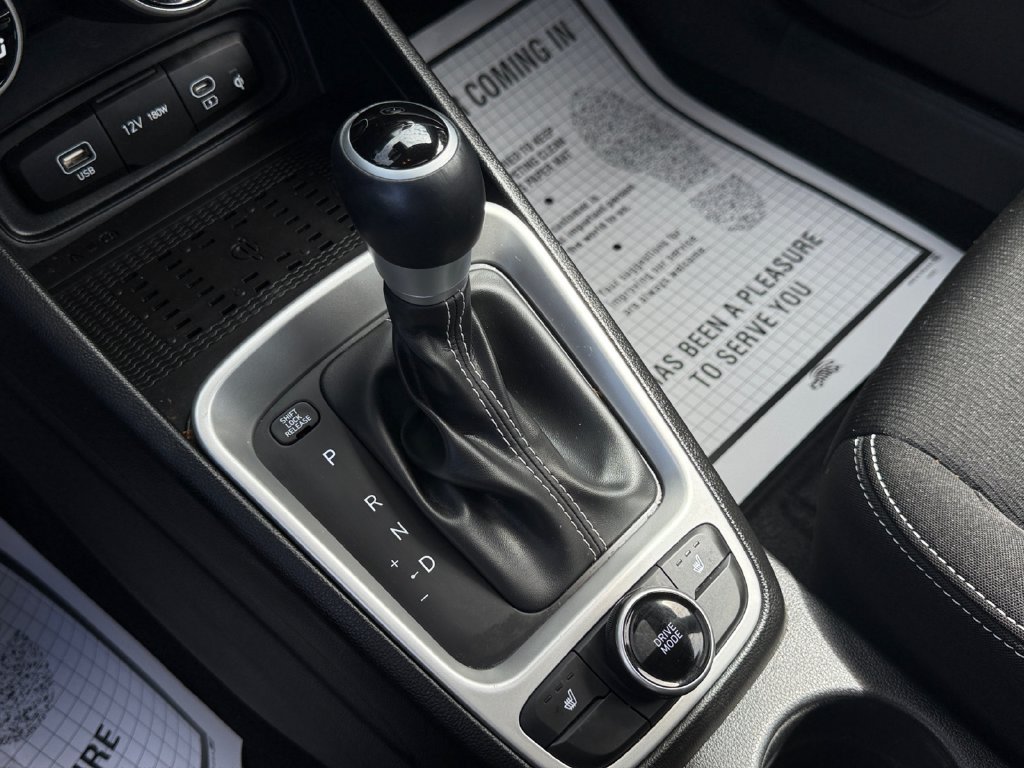 Certified 2026 Hyundai Venue SEL FWD image 20