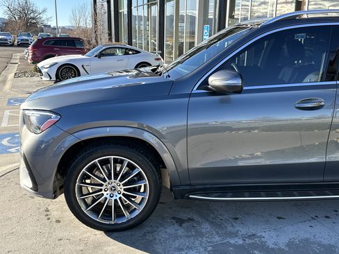 Used 2024 Mercedes-Benz GLE 350 4MATIC image 9