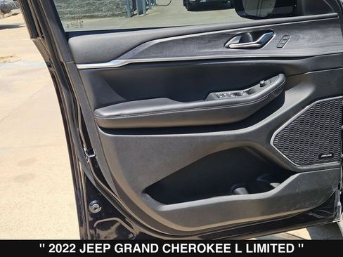 Used 2022 Jeep Grand Cherokee L Limited RWD image 14