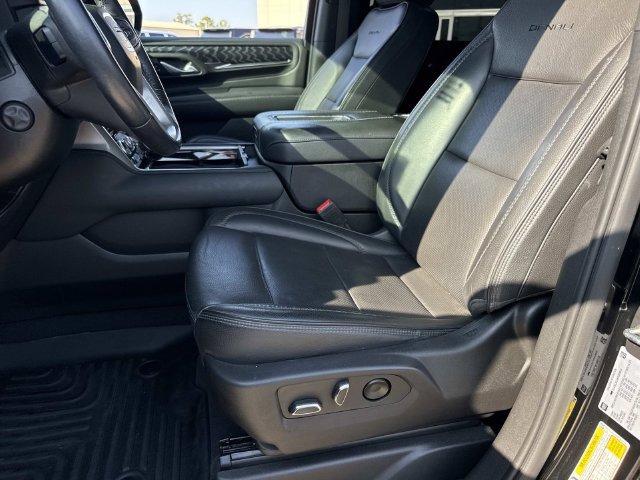 Used 2022 GMC Yukon XL Denali RWD image 20