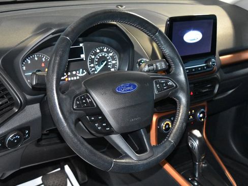 Used 2022 Ford EcoSport SE w/ SE Convenience Package image 2