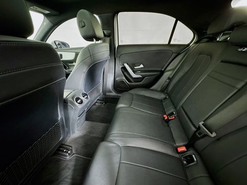 Used 2019 Mercedes-Benz A 220 image 23