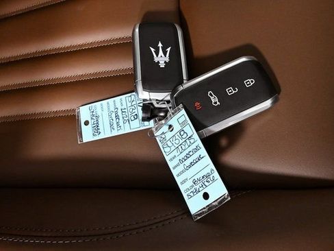 New 2025 Maserati Grecale GT image 27