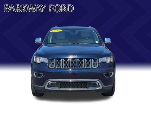 Used 2017 Jeep Grand Cherokee Limited w/ Trailer Tow Group IV AWD/4WD image 8