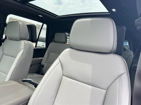 New 2026 GMC Yukon Elevation w/ Elevation Premium Package AWD/4WD image 31
