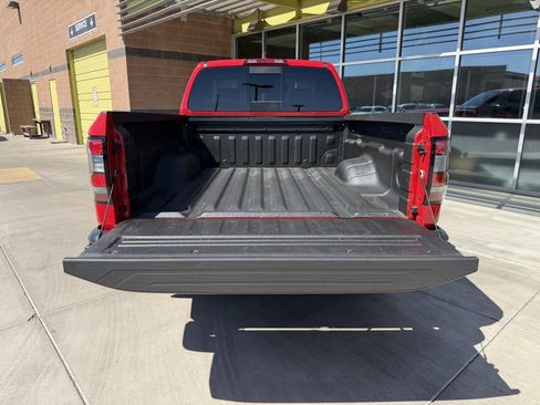 Used 2025 Nissan Frontier S AWD/4WD image 32