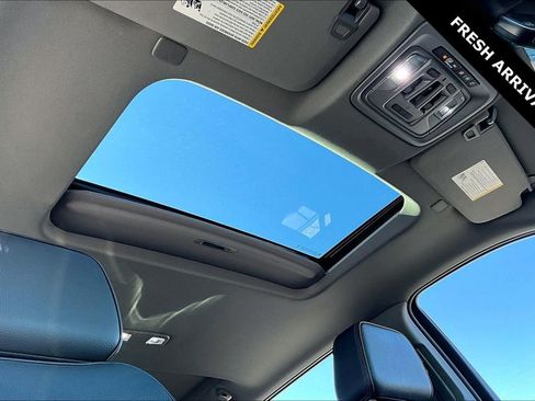 Used 2024 GMC Sierra 2500 Denali w/ Denali Reserve Package image 27