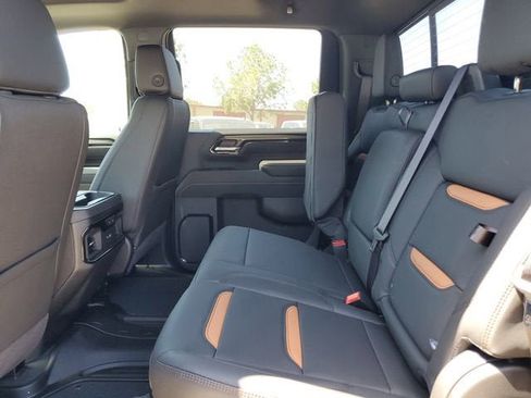 New 2026 GMC Sierra 2500 AT4 w/ AT4 Premium Plus Package AWD/4WD image 12