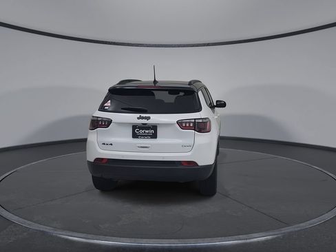 Used 2026 Jeep Compass Limited w/ Sun, Sound & Navigation Group AWD/4WD image 15