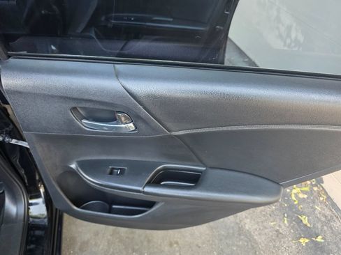 Used 2015 Honda Accord EX-L image 38