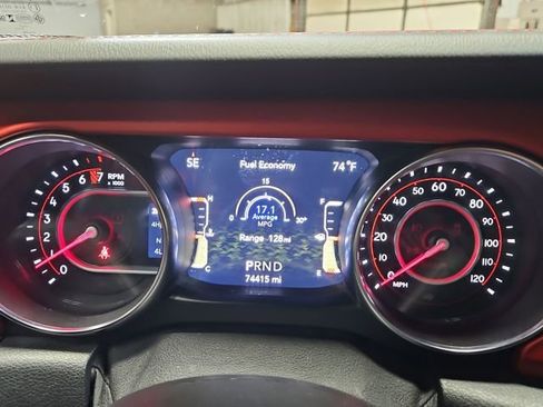 Used 2021 Jeep Wrangler Unlimited Rubicon image 16