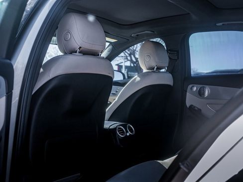 Used 2020 Mercedes-Benz C 300 4MATIC Sedan image 31