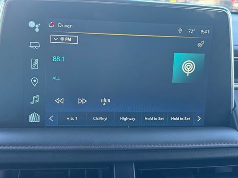 Used 2024 Chevrolet Suburban RST AWD/4WD image 36