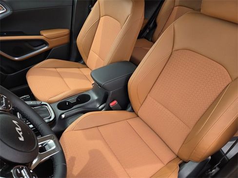New 2025 Kia Soul EX image 19
