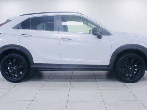 Used 2024 Mitsubishi Eclipse Cross Black Edition image 22