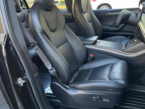 Used 2022 Tesla Model X Plaid AWD/4WD image 34