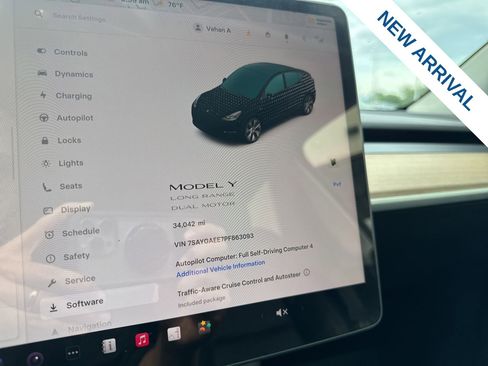 Used 2023 Tesla Model Y Long Range AWD/4WD image 23