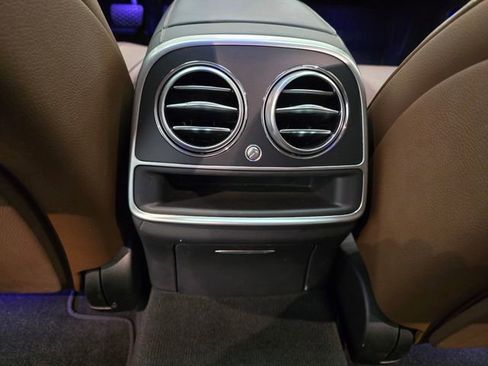 Used 2015 Mercedes-Benz S 550 4MATIC Sedan image 32