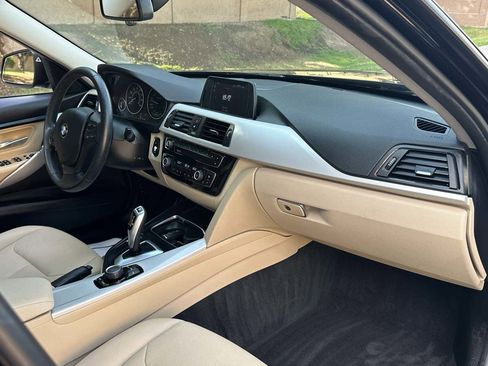 Used 2018 BMW 320i Sedan image 24