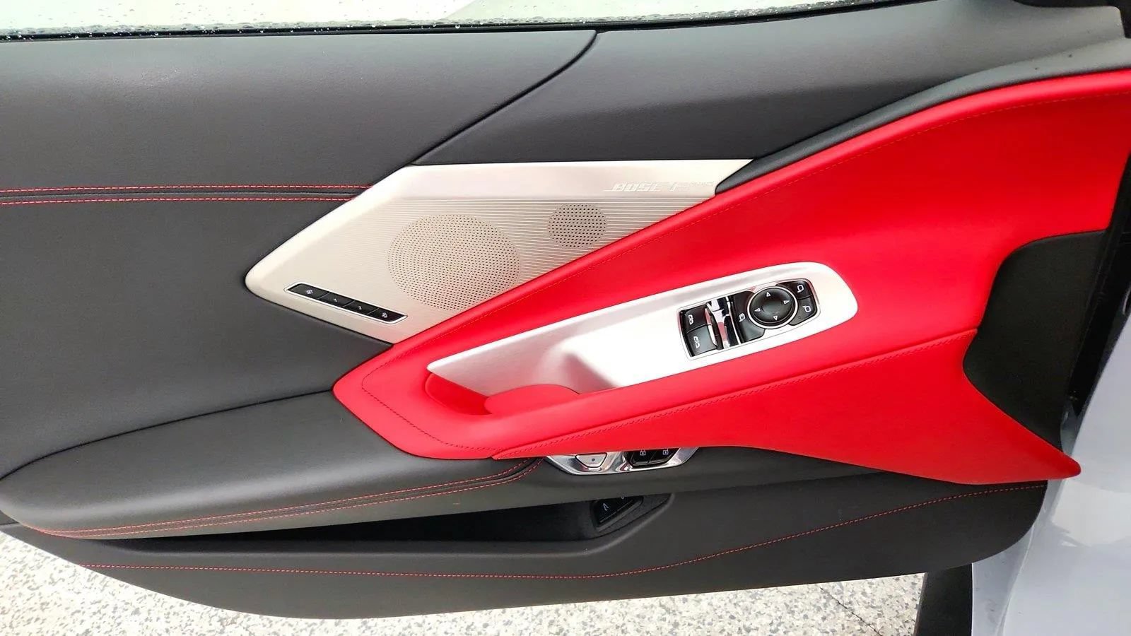 Used 2024 Chevrolet Corvette Stingray Preferred Cpe w/ Battery Protection Package RWD image 24