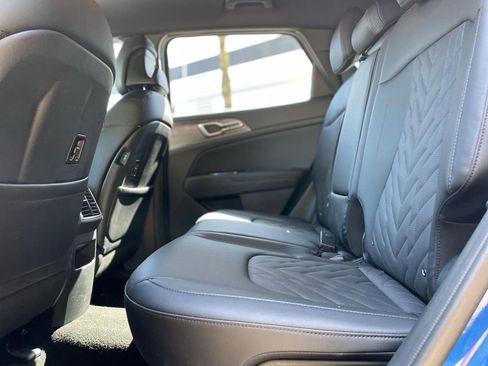 Certified 2025 Kia Sportage X-Line AWD/4WD image 19