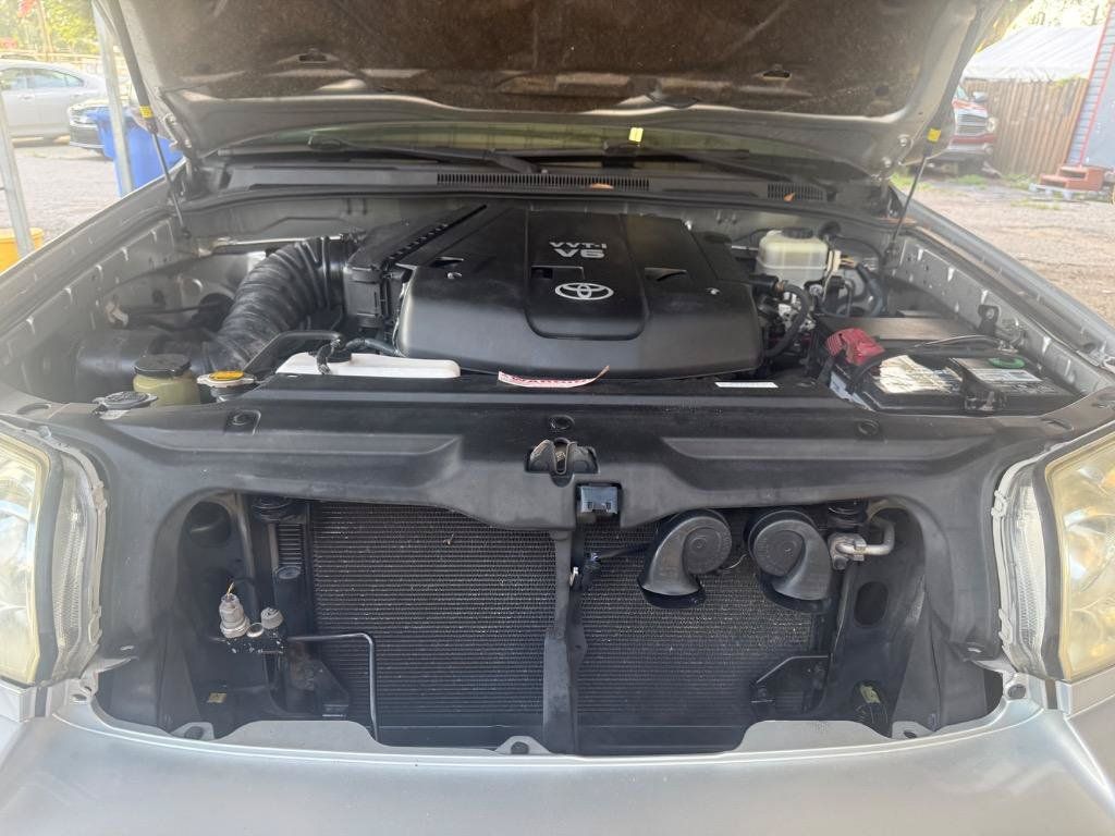 Used 2007 Toyota 4Runner SR5 AWD/4WD image 49