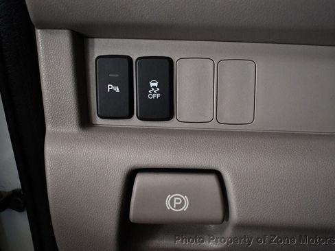 Used 2015 Honda Pilot Touring image 32