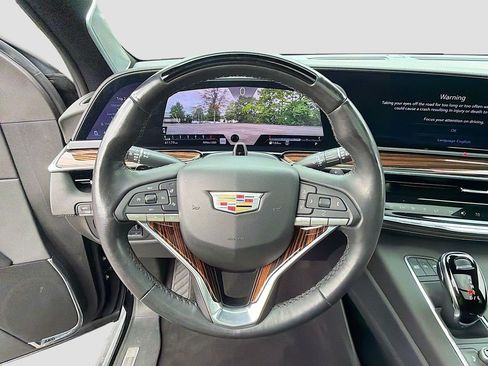 Certified 2023 Cadillac Escalade Premium Luxury w/ Performance Package AWD/4WD image 7
