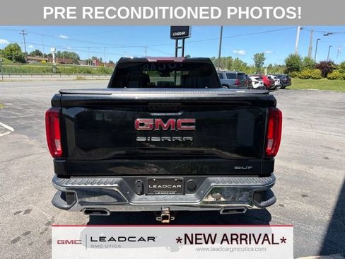 Used 2023 GMC Sierra 1500 SLT w/ X31 Off-Road Package AWD/4WD image 4