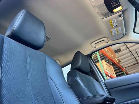 Used 2025 Mitsubishi Eclipse Cross SE image 19