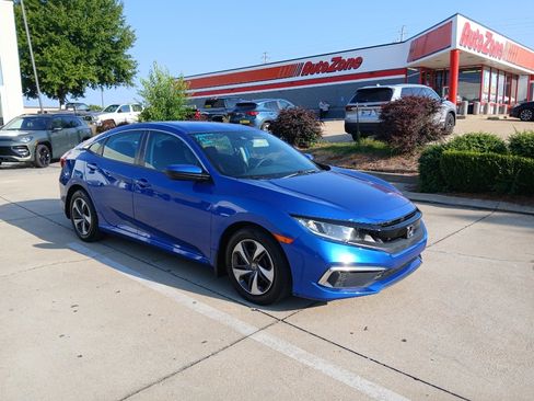Used 2019 Honda Civic LX image 7