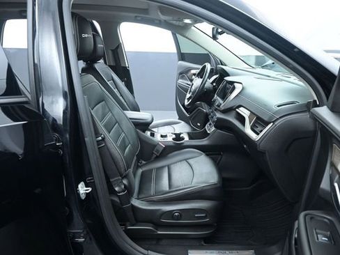 Used 2022 GMC Terrain Denali w/ Denali Premium Package AWD/4WD image 18