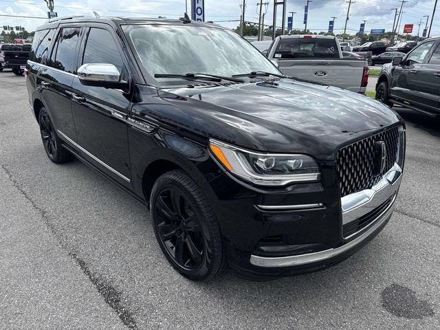 Used 2022 Lincoln Navigator Black Label AWD/4WD image 3