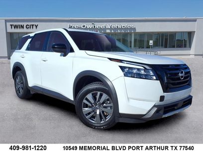 Used 2024 Nissan Pathfinder S