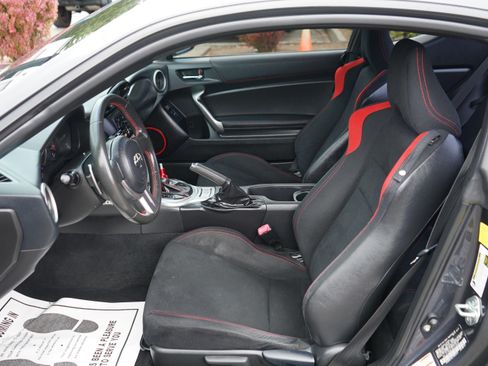 Used 2013 Scion FR-S RWD image 12
