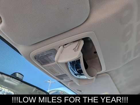 Used 2015 Honda CR-V LX image 16