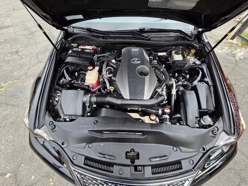 Used 2016 Lexus IS 200t w/ F Sport Package RWD image 21