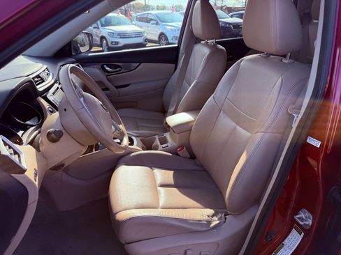 Used 2015 Nissan Rogue SL w/ SL Premium Package image 12