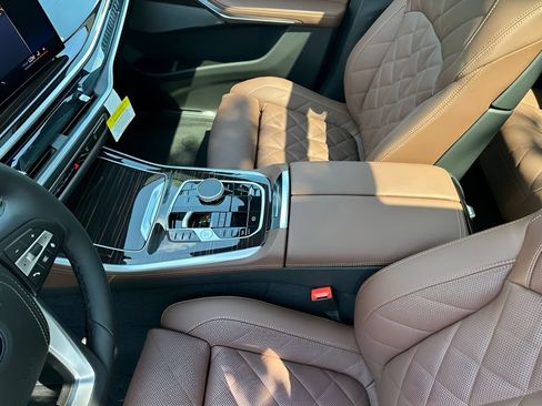 New 2026 BMW X5 xDrive50e AWD/4WD image 19