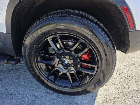 Certified 2024 Land Rover Defender 110 S image 9