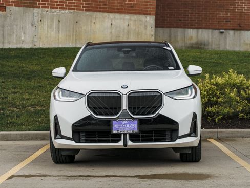 Used 2025 BMW X3 xDrive30i w/ M Sport Package AWD/4WD image 28