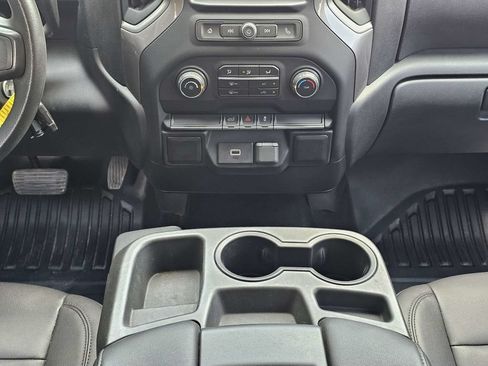 Used 2020 Chevrolet Silverado 2500 W/T w/ WT Convenience Package AWD/4WD image 16