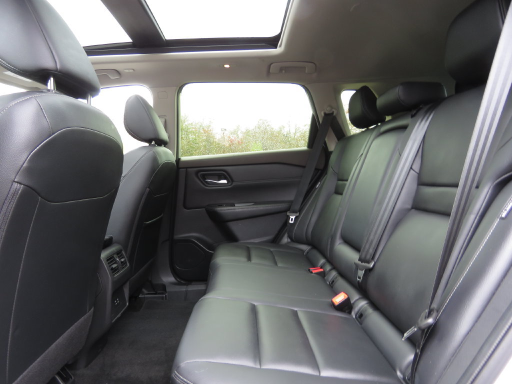 Used 2023 Nissan Rogue SL AWD/4WD image 20