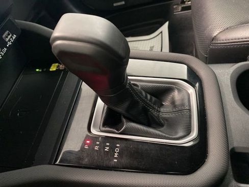 Certified 2025 Subaru Forester Limited image 21